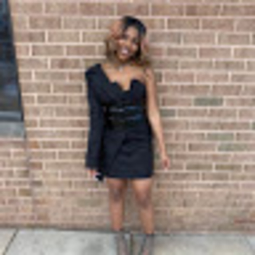 Meet your Posher, Sanaa